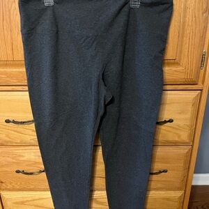 Intro. Dark Gray Leggings